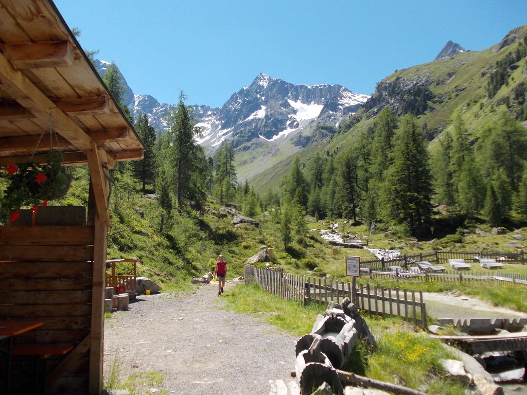 Haus Schoderbock Apartamento Sankt Leonhard im Pitztal Habitación foto