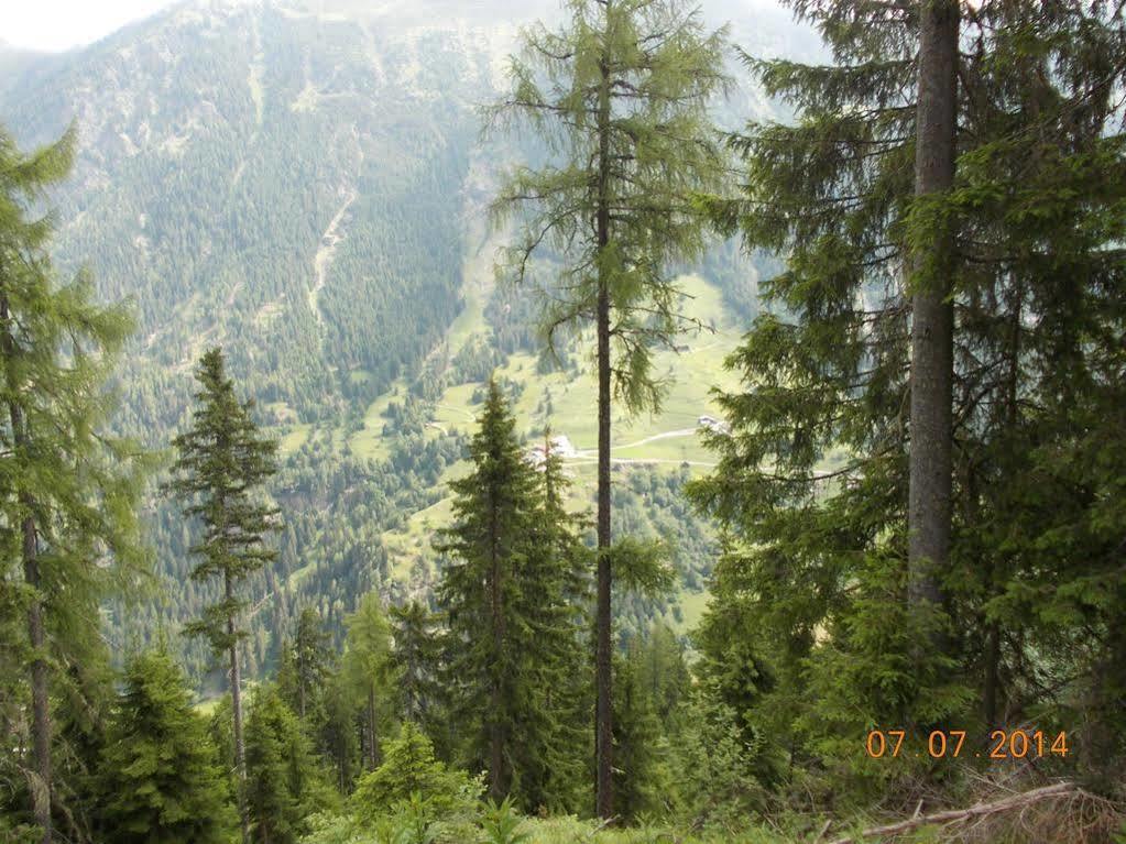 Haus Schoderbock Apartamento Sankt Leonhard im Pitztal Exterior foto